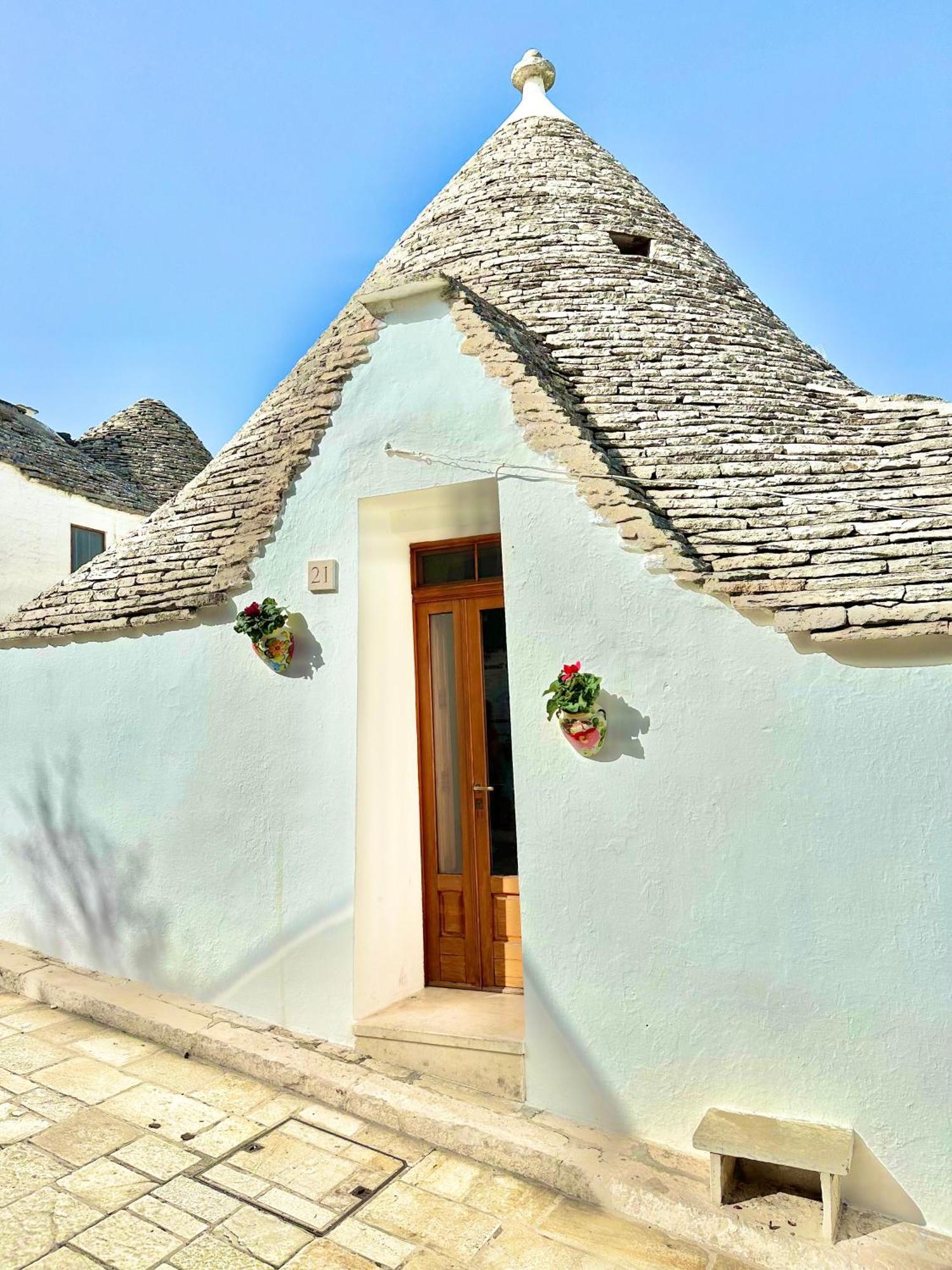 Trulli Moon Villa Alberobello Exteriör bild