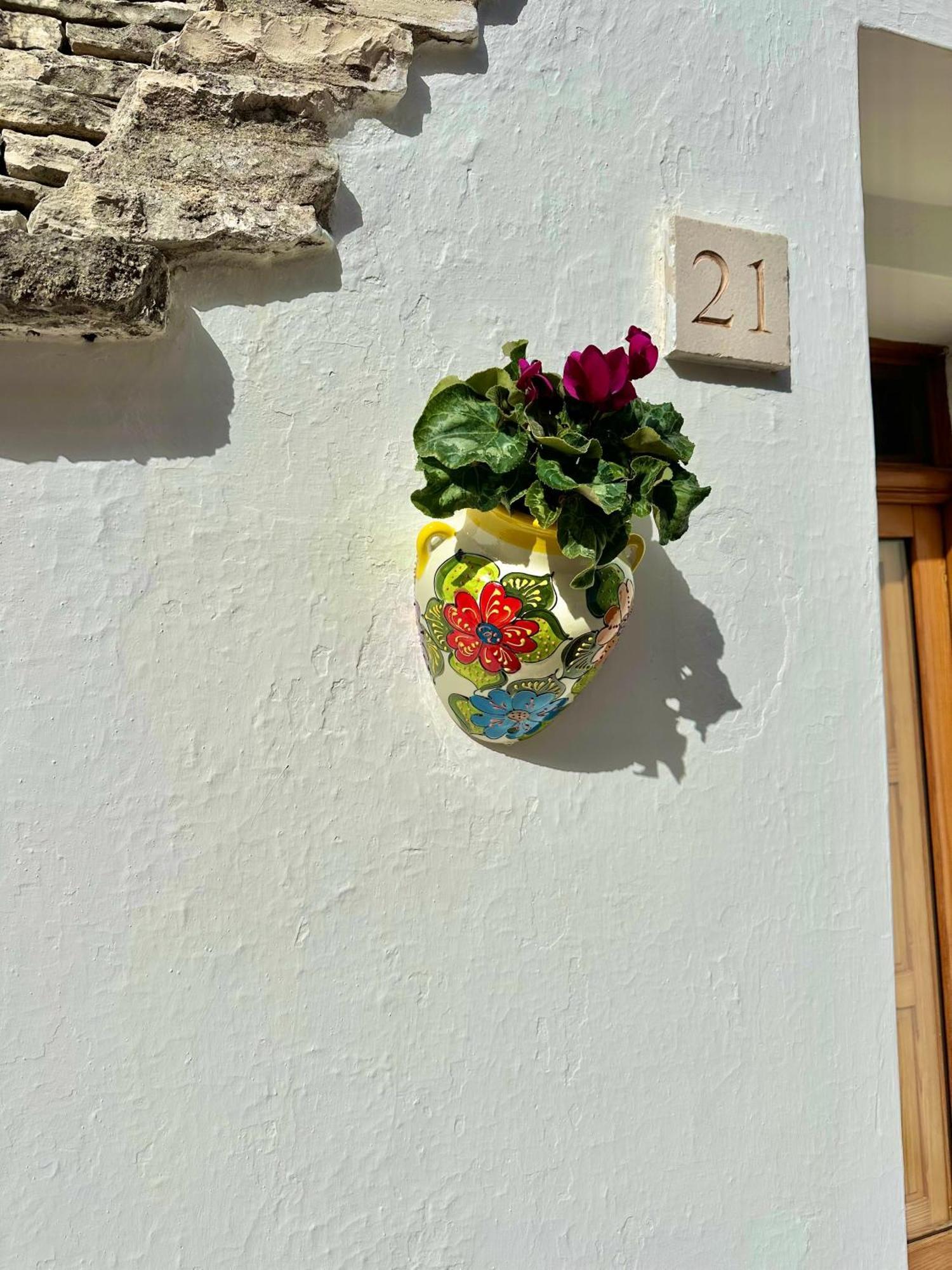 Trulli Moon Villa Alberobello Exteriör bild